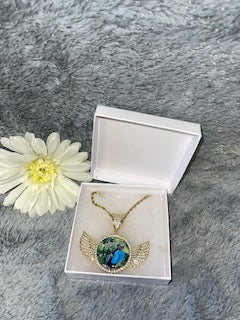 Gold Round Wings Necklace